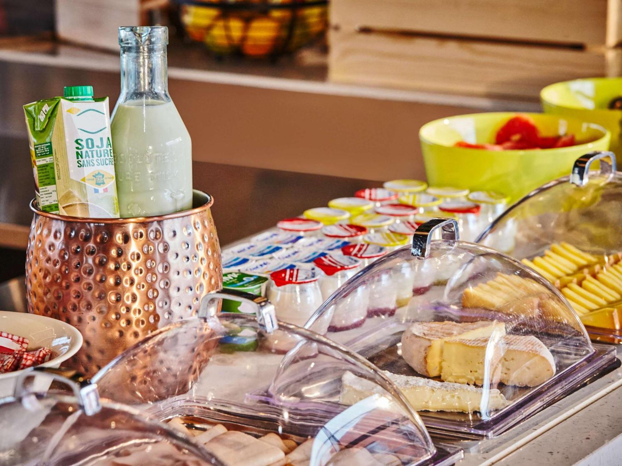 Mercure Paris Orly Airport Bagian luar foto