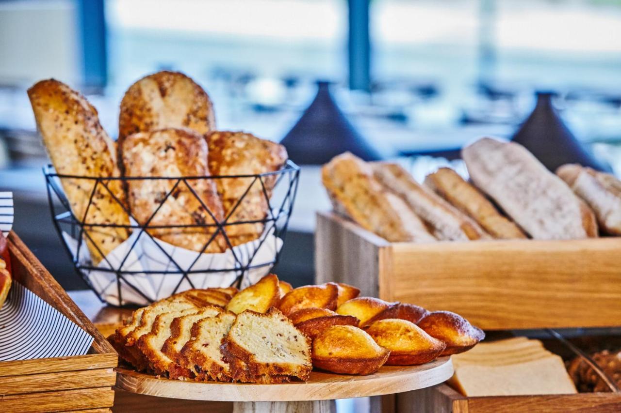 Mercure Paris Orly Airport Bagian luar foto