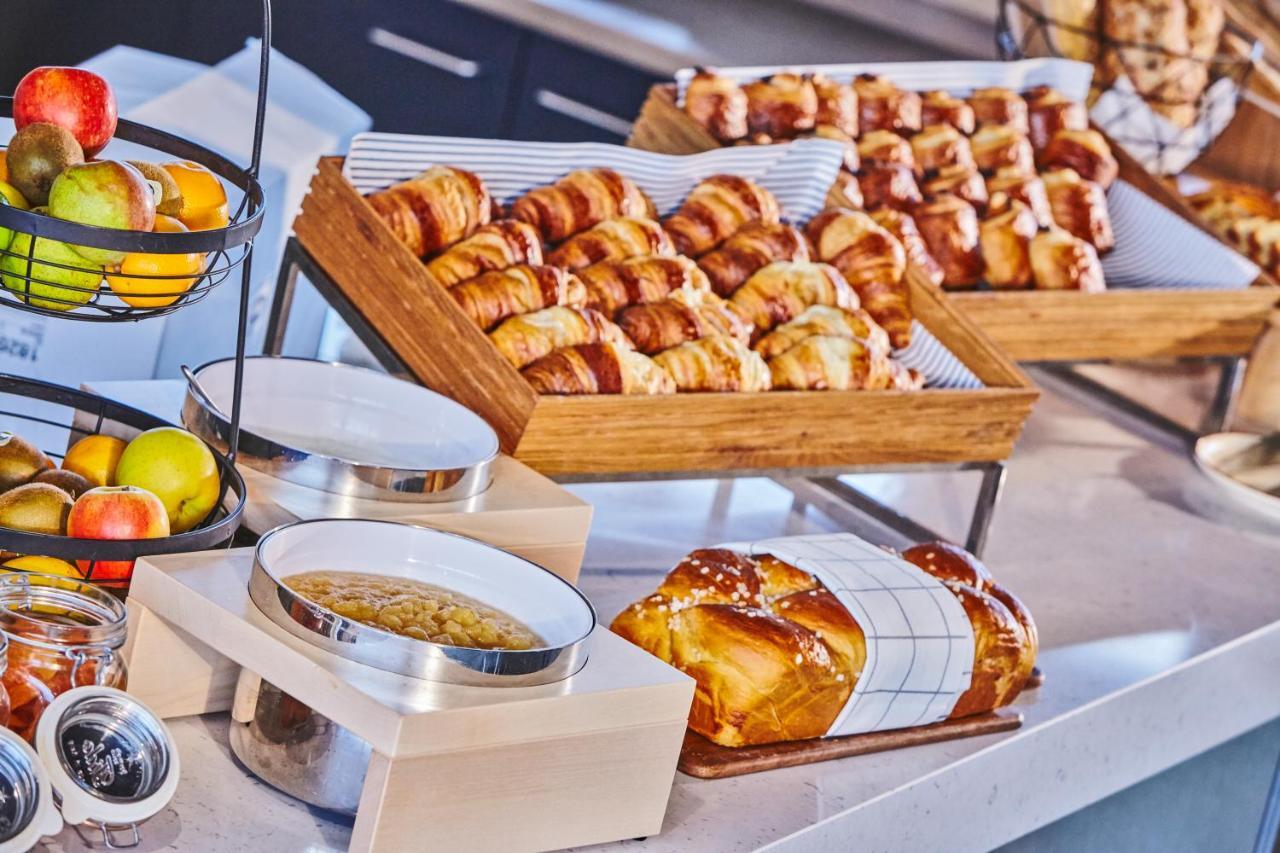 Mercure Paris Orly Airport Bagian luar foto